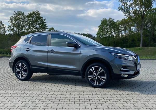 Nissan Qashqai cena 82900 przebieg: 87000, rok produkcji 2019 z Kielce małe 631